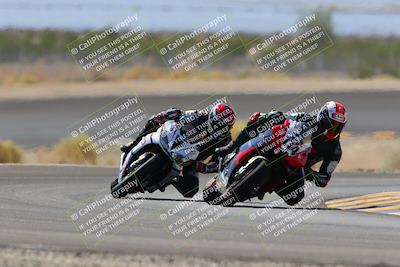 media/Oct-08-2022-SoCal Trackdays (Sat) [[1fc3beec89]]/Turn 14 (1050am)/